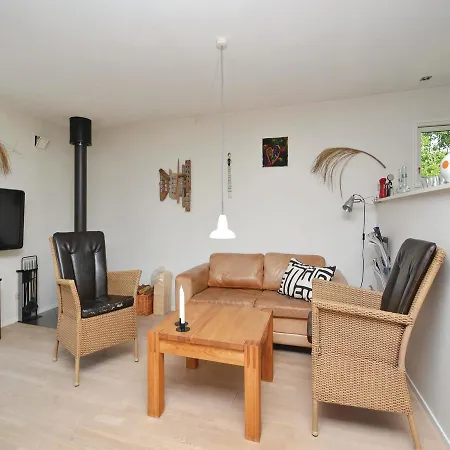 Two-bedroom Holiday In *